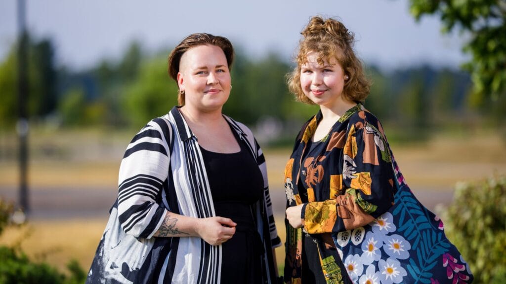 Sateenkaarikaverit Susanna ja Ida kertovat kokemuksiaan HelsinkiMission kaveripareina.